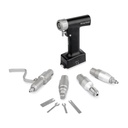 Perceuse sans fil OrthoVet PRO : 4 accessoires : mandrin de perçage Jacobs, mandrin sans clé AO, scie oscillante, mandrin sans clé pour fils KIRSCHNER, y compris 2 batteries au lithium avec chargeur, mallette de transport, perforée longitudinalement, autoclavable, 2x entonnoirs pour pièce à main OrthoVet PRO, 4x lames de scie pour OrthoVet PRO/OrthoVet PLUS